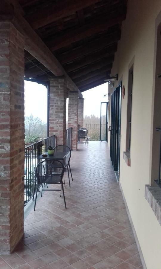 Agriturismo Cascina Barin Roddi Exteriör bild